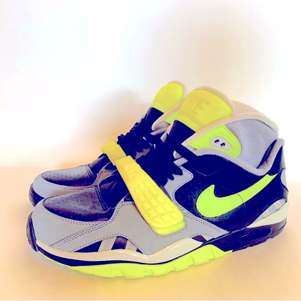 NIKE AIR TRAINER SC 2 BLACK VOLT